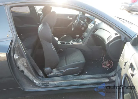 2011 Hyundai Genesis 2.0T z USA, uszkodzony, nr VIN KMHHT6KD8BU063903